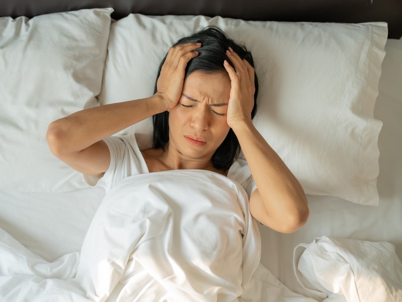Có nên lo lắng khi nằm mơ rụng răng